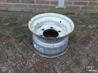 Wheels, Tyres, Rims & Dual spacers  9x15
