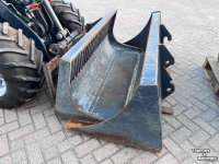 Wheelloader Knikmops KM 180 wiellader kniklader gebruikt