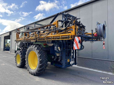 Fieldsprayer self-propelled John Deere John deere 6310 Sieger opbouw