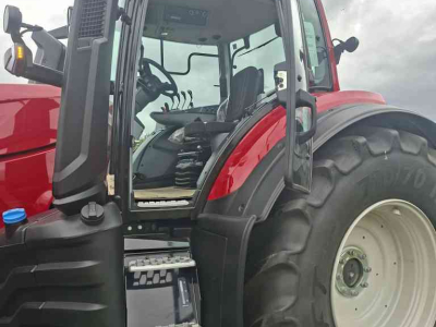Tractor Valtra T175eA eenvoudige trekker voor een mooi prijsje