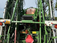 Fieldsprayer pull-type Amazone UX 3200 Special