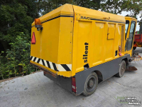 Sweeper Ravo Veegmachine veegauto