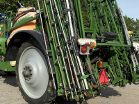 Fieldsprayer Amazone UX 3200 Special