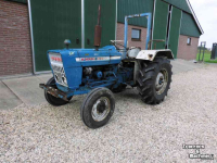 Tractor Ford 2000