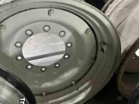 Wheels, Tyres, Rims & Dual spacers Valtra 15x30 10 gaats velgen