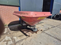 Fertilizer spreader Trioliet TS6 kunstmeststrooier