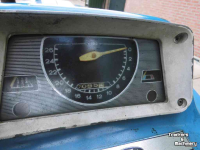 Tractor Ford 2000