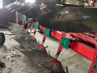 Ploughs  LO Wentelploeg
