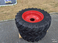 Wheels, Tyres, Rims & Dual spacers Trelleborg 2x Trelleborg 650/65R42, Fendt 700,800