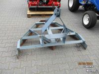 Tractor New Holland boomer 25 hydro 30uur en div werktuigen