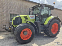 Tractor Claas Arion 620