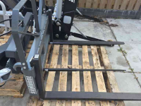 Front-end loader bucket / Front loader bucket Sonarol palet vork