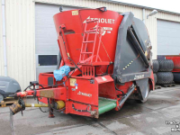 Vertical feed mixer Trioliet Triomix1-1200 Triomix TM12 zelfladende voermengwagen snijbord bewegende messen