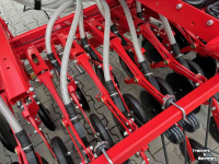 Seed drill Kverneland Kverneland schijven  zaaimachine Saterra 1030 3 meter