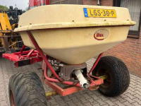 Fertilizer spreader Vicon Kunstmeststrooier, onderstel, banden, diversen