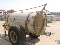 Slurry tank Ipsa 2600 liter mesttank giertank vacuumtank waterwagen
