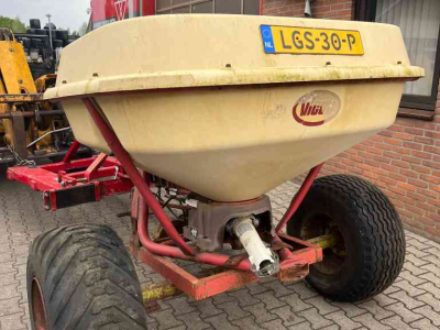 Fertilizer spreader Vicon Kunstmeststrooier, onderstel, banden, diversen
