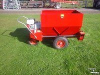Other livestock equipment and accessories  Zaagselstrooier