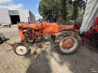 Oldtimers Allis Chalmers D-270
