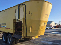 Vertical feed mixer USA Equipment 1300 CF - Peecon