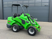 Wheelloader Avant 528 mini-shovel
