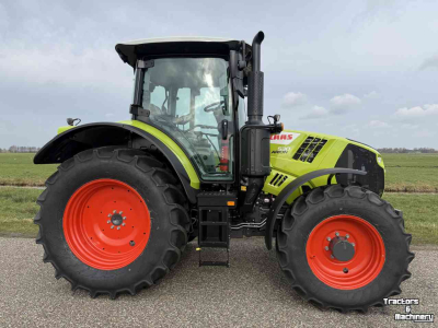 Tractor Claas Arion 530 CIS