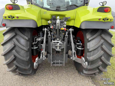 Tractor Claas Arion 530 CIS