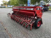 Seed drill Kongskilde Zaaimachine