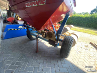 Seed drill Accord DL pneumatic fronttank + kouterbalk