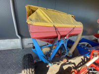 Seed drill Accord DL pneumatic fronttank + kouterbalk