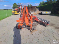 Ploughs Kuhn Multimaster 121 wentelploeg