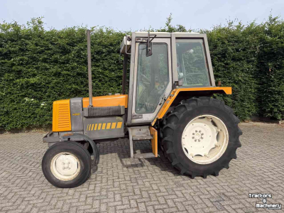 Tractor Renault TX 75-12