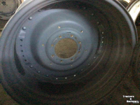 Wheels, Tyres, Rims & Dual spacers Deutz-Fahr 16-28 en 20-38 verstelbaar