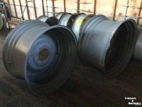 Wheels, Tyres, Rims & Dual spacers Deutz-Fahr 16-28 en 20-38 verstelbaar