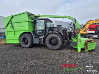 Tractor JCB Fastrac 4220 + Cheetah 30 Houtversnipperaar / Houthakselaar + Nokka HK4872P houtkraan Snipper combi / Chipper Combi