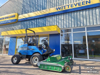 Ride-on mower New Holland New Holland MC28 maaier