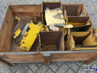 Used parts for forage harvesters New Holland Richtkleppen FR en FX