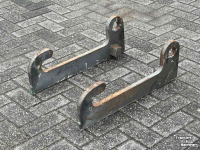Other attachments and accessories Caterpillar Aanlasdelen Aanlashaken Aanlasoren Caterpillar Verreiker TH serie