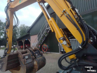 Excavator Hyundai Robex w55-9A
