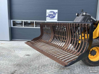 Skeleton buckets Beco Puinbak