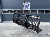 Skeleton buckets Beco Puinbak