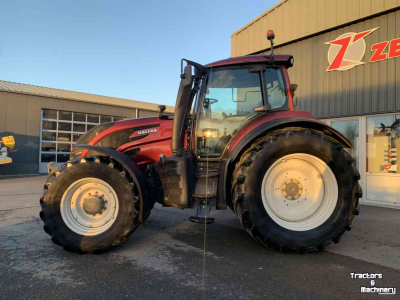 Tractor Valtra T174 Versu