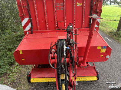 Self-loading wagon Pottinger Jumbo 6000 Combiline