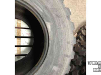 Wheels, Tyres, Rims & Dual spacers Vredestein 710/50R26.5 Flotation Trac 80%