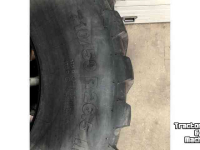 Wheels, Tyres, Rims & Dual spacers Vredestein 710/50R26.5 Flotation Trac 80%