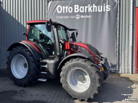 Tractor Valtra N175D