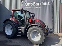 Tractor Valtra N175D