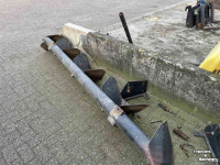 Ridging Hiller  Vloeistof tank met aanaarder