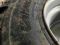 Wheels, Tyres, Rims & Dual spacers BKT 620/40R22,5, incl. velg!