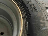 Wheels, Tyres, Rims & Dual spacers BKT 620/40R22,5, incl. velg!